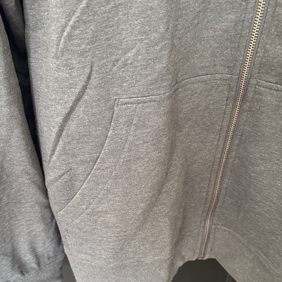 Patagonia Honolulu Men's Charcoal Zip-Up Hoodie - Picture 6 of 10